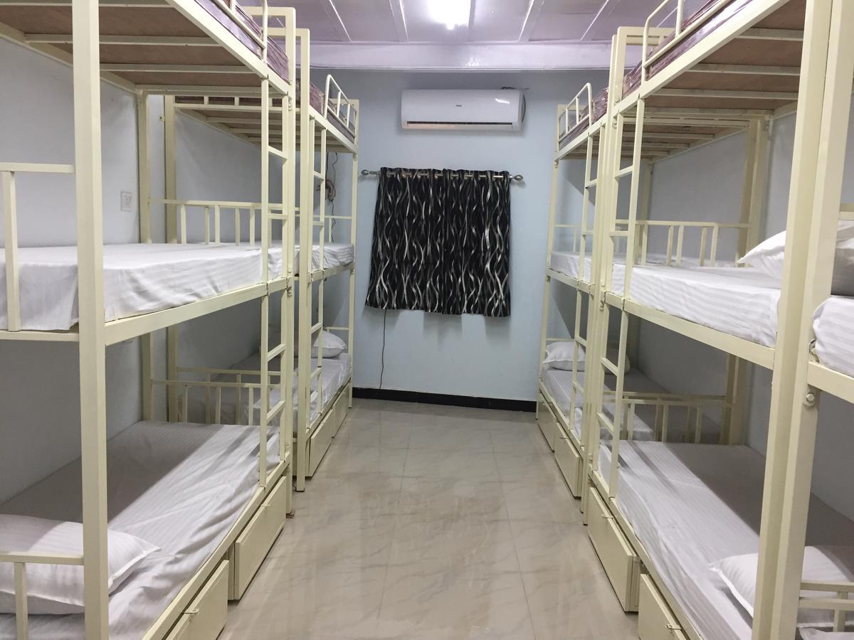 Anjali Home Мумбай Екстериор снимка