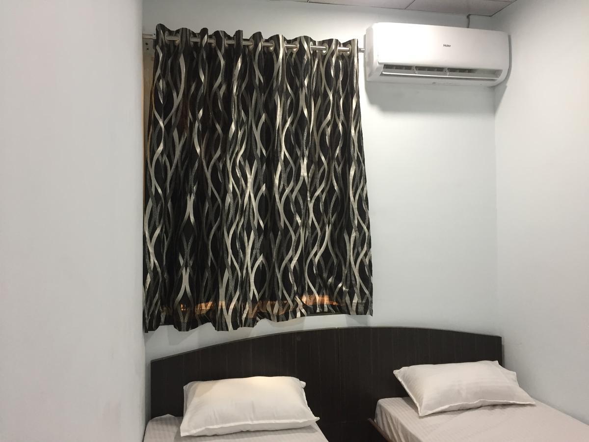 Anjali Home Мумбай Екстериор снимка